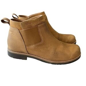 CHACO Size 10.5, Women's Cataluna Explorer Chelsea boots